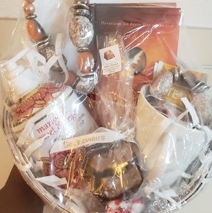Gift basket